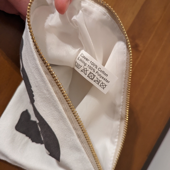 NWOT Mama Bear Purse Lightweight Canvas-Type Material - Picture 7 of 9